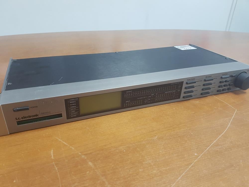 TC electronic 1.jpg